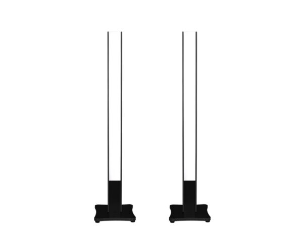 2_pillars_black_white.jpg